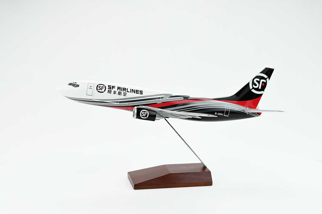 1:100 SF Express 737-300F