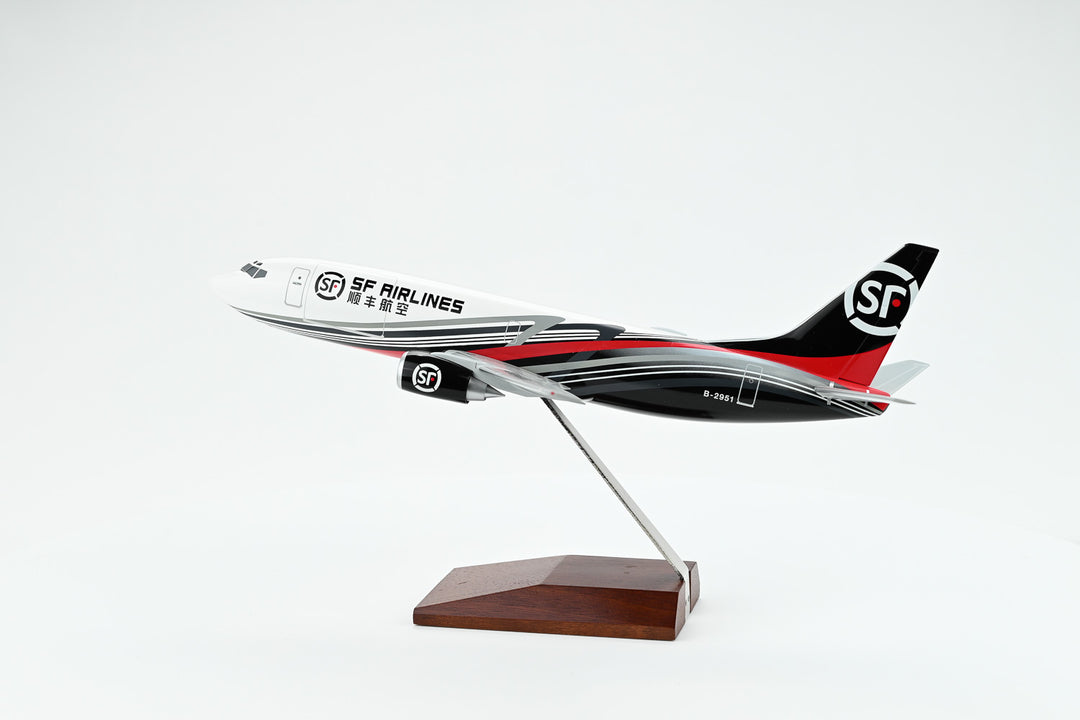 1:100 SF Express 737-300F