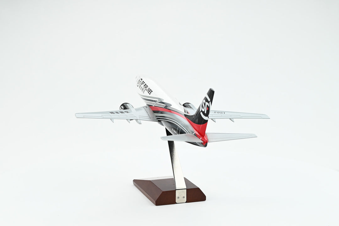 1:100 SF Express 737-300F