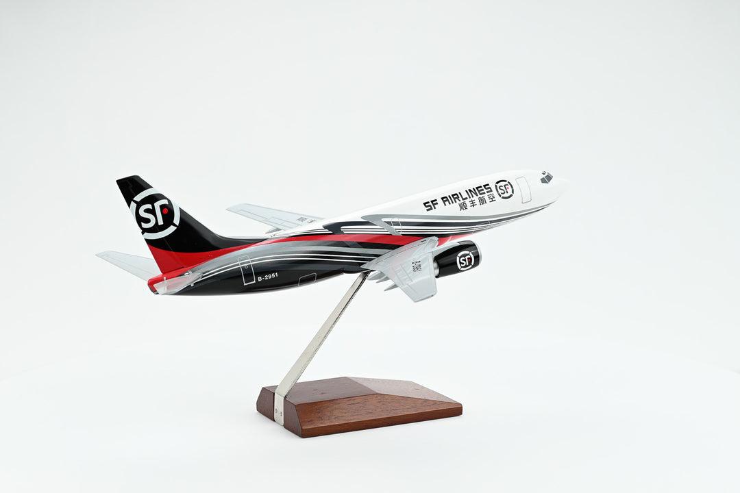 1:100 SF Express 737-300F