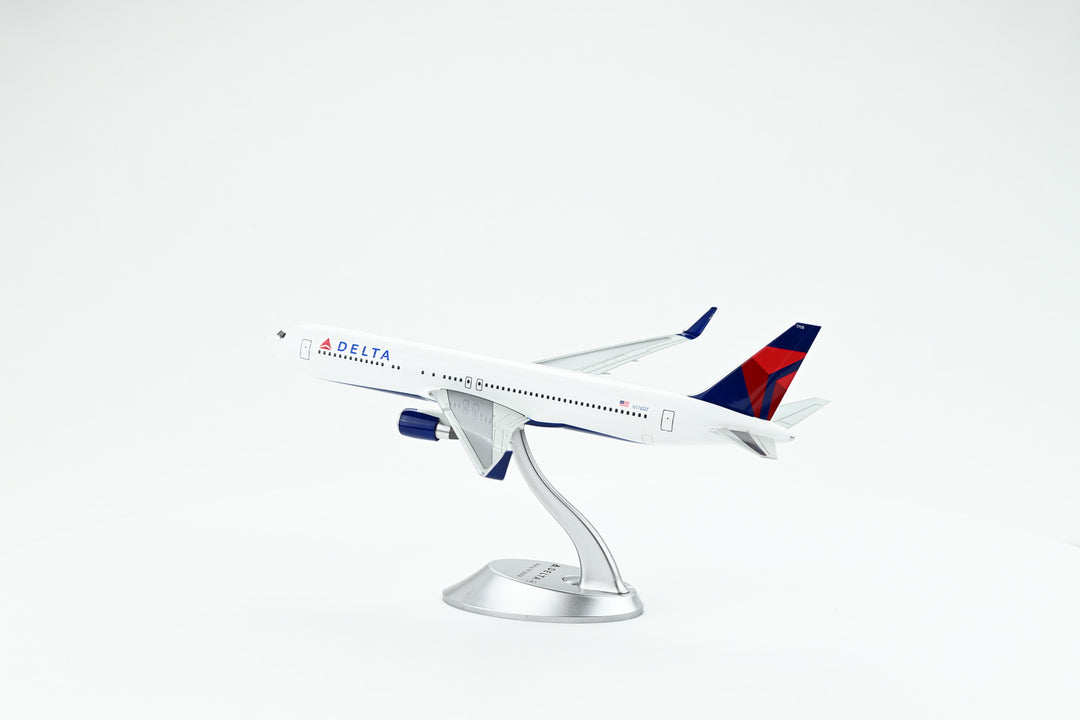 1:200 Delta Air Lines 767-300ER