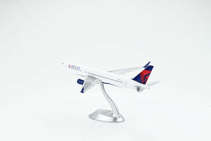 1:200 Delta Air Lines 767-300ER