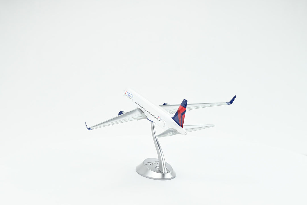 1:200 Delta Air Lines 767-300ER