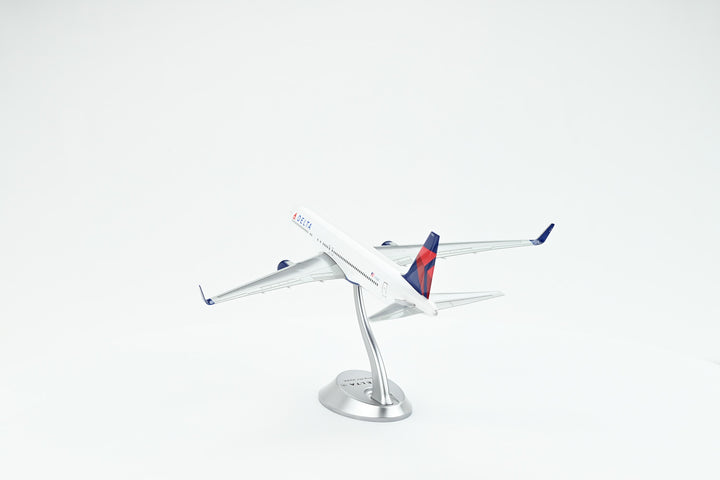 1:200 Delta Air Lines 767-300ER