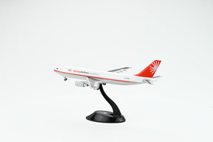 1:200 Uni-top Airlines A300-600BCF