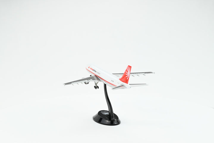 1:200 Uni-top Airlines A300-600BCF