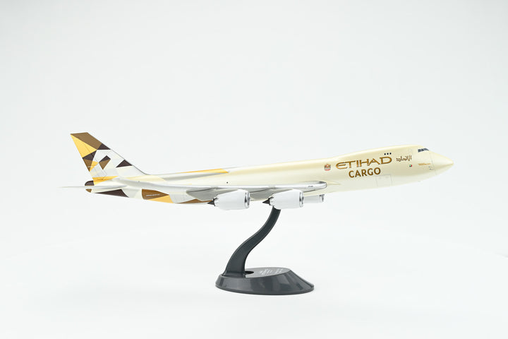 1:200 Etihad 747-8F