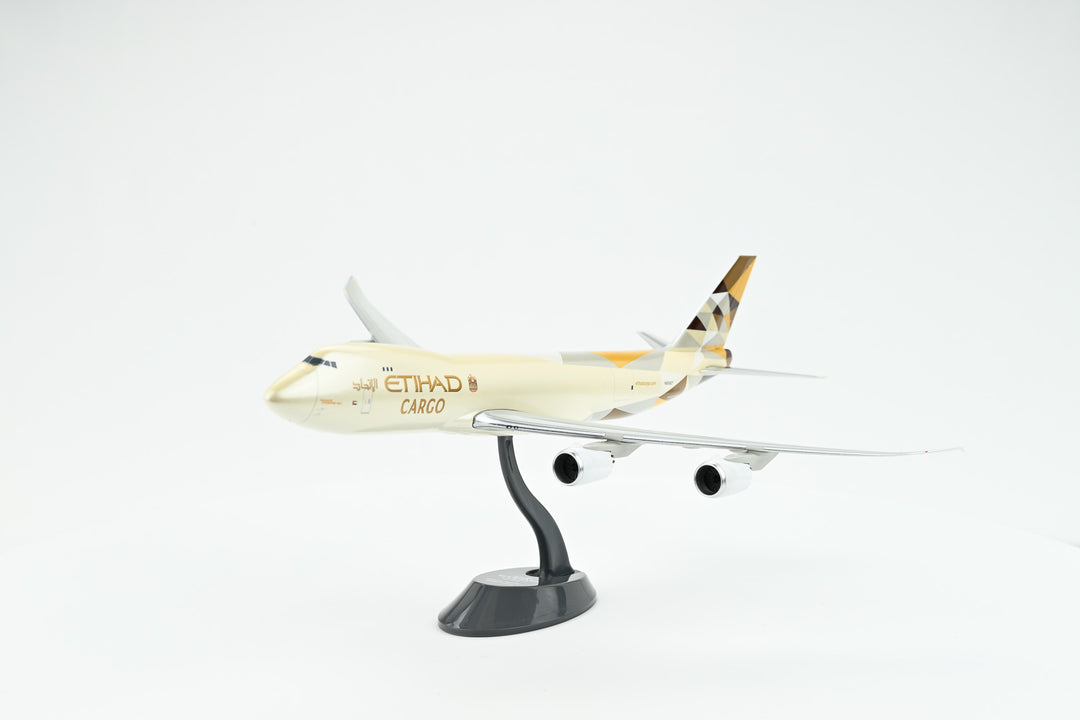 1:200 Etihad 747-8F