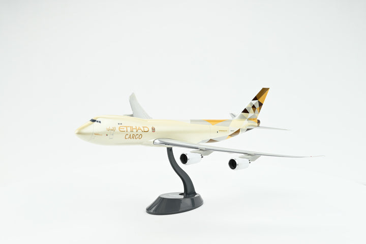 1:200 Etihad 747-8F