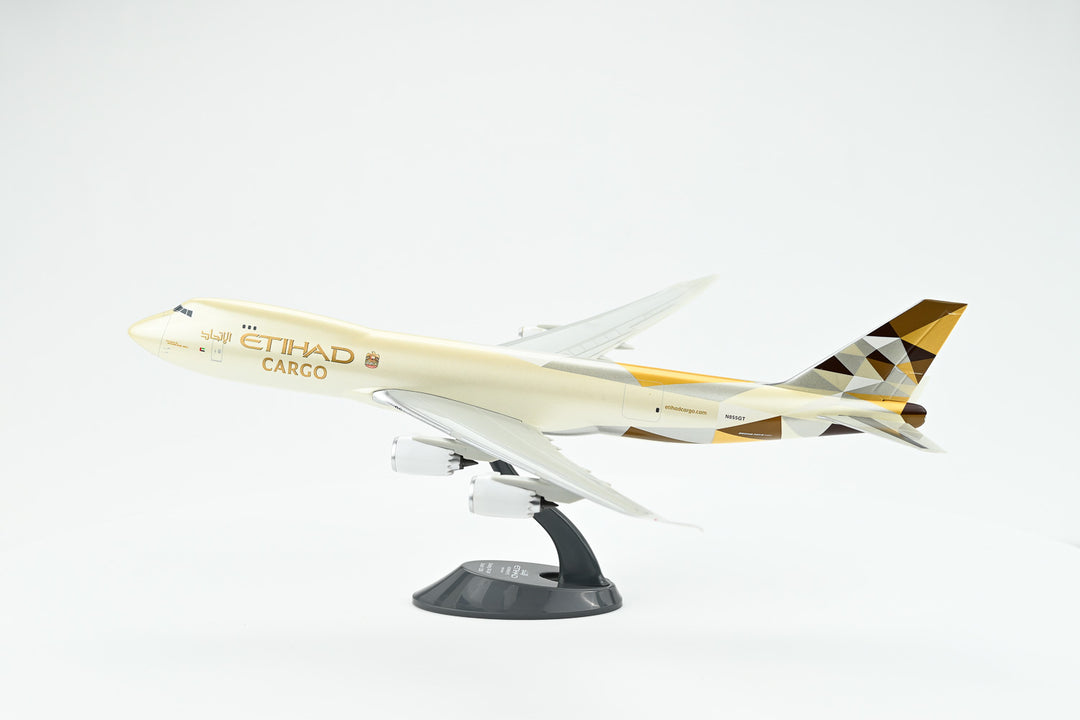 1:200 Etihad 747-8F