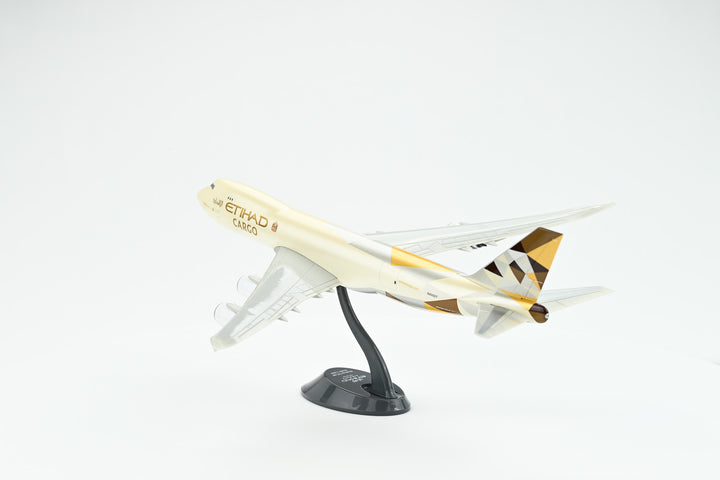 1:200 Etihad 747-8F