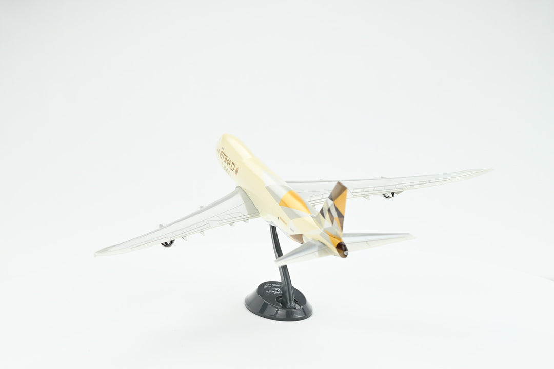 1:200 Etihad 747-8F