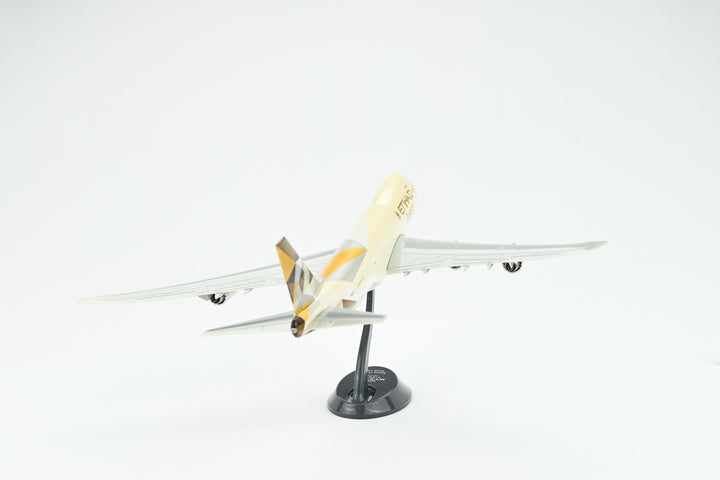 1:200 Etihad 747-8F