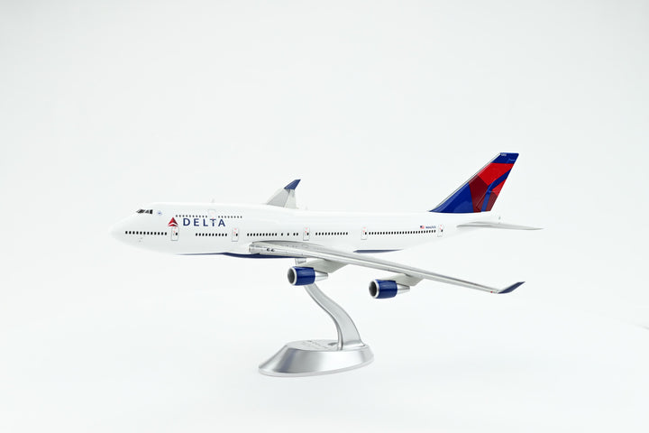 1:200 Delta Air Lines 747-400