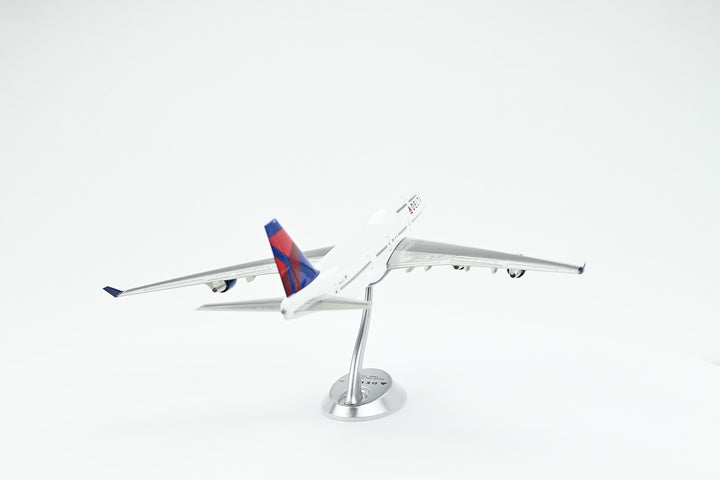 1:200 Delta Air Lines 747-400