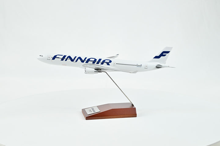 1:200 Finnair 330-300