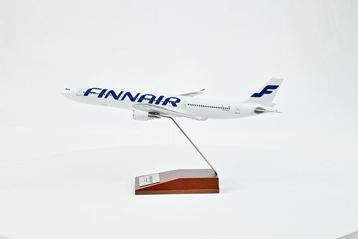 1:200 Finnair 330-300