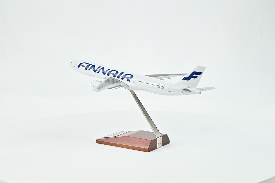 1:200 Finnair 330-300