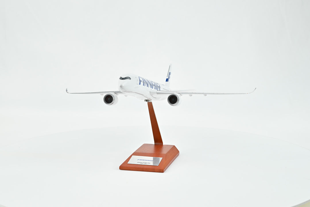 1:200 Finnair 350-900