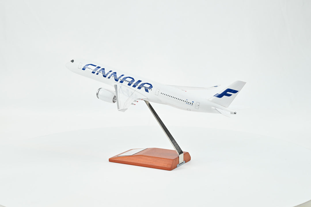 1:200 Finnair 350-900