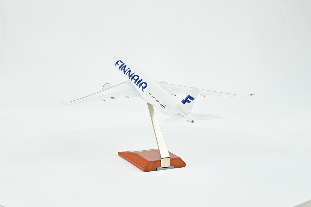 1:200 Finnair 350-900