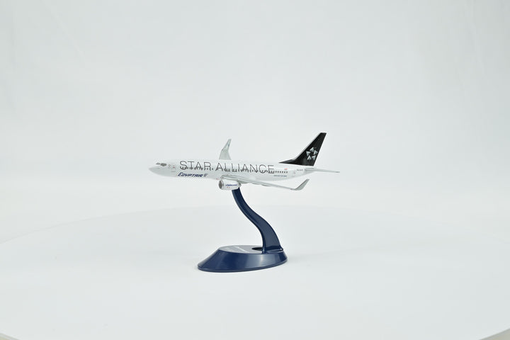 1:200 Egypt Air 737-800 (Star Alliance)