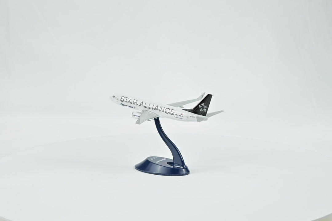 1:200 Egypt Air 737-800 (Star Alliance)