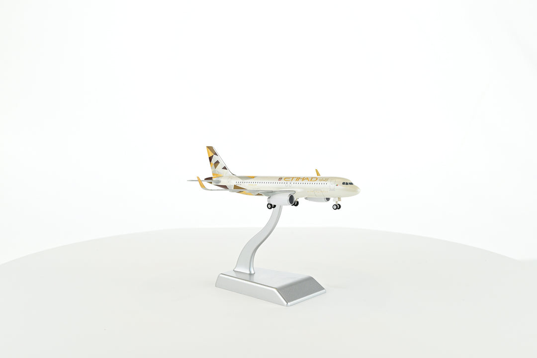 1:200 Etihad 320