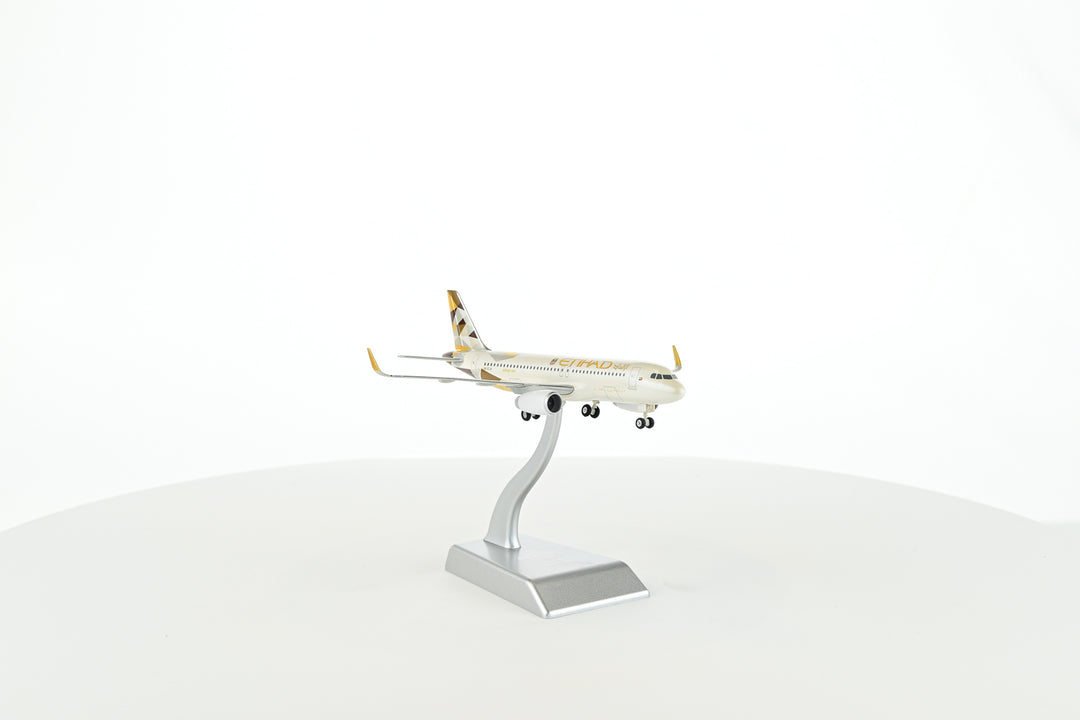 1:200 Etihad 320