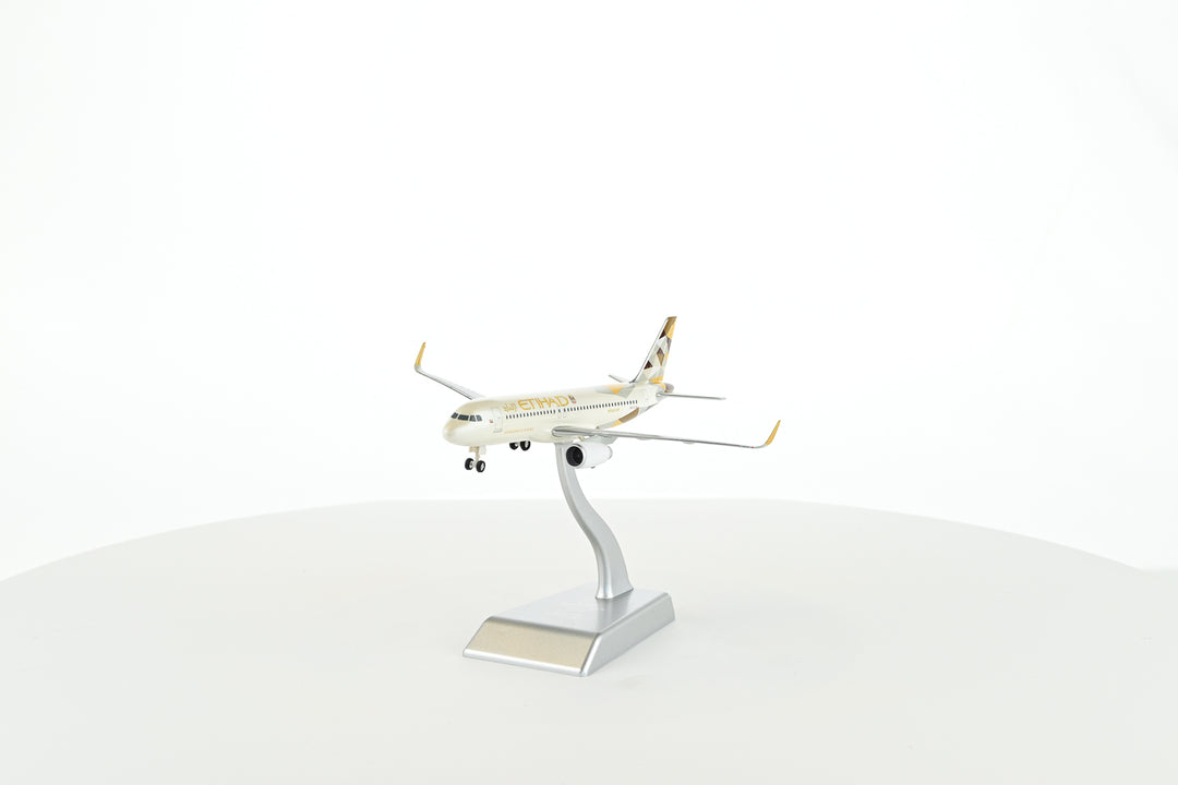 1:200 Etihad 320