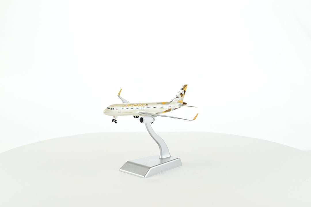 1:200 Etihad 320