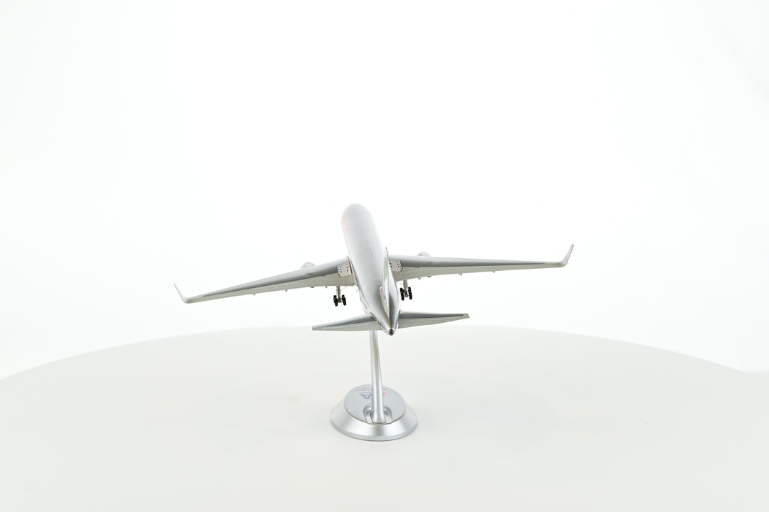 1:200 American Airlines B767-300ER N389AA