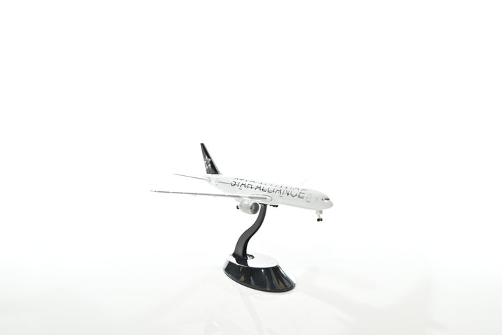 1:500 Star Alliance 777-200