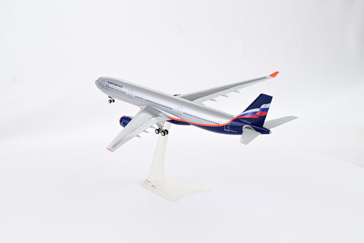 1:200 Aeroflot 330-300 VQ-BEK