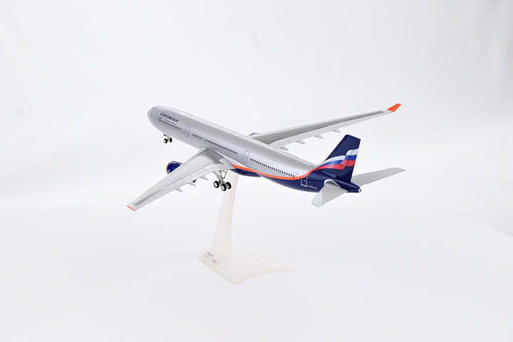 1:200 Aeroflot 330-300 VQ-BEK