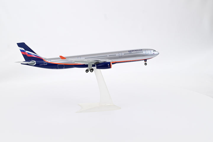 1:200 Aeroflot 330-300 VQ-BEK