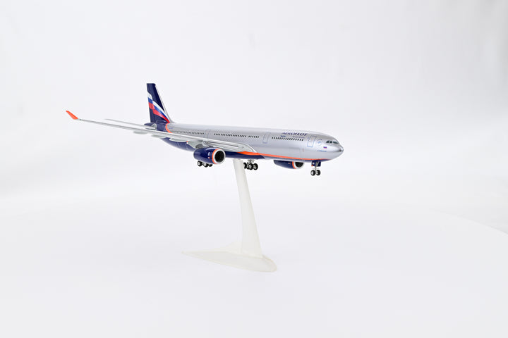 1:200 Aeroflot 330-300 VQ-BEK