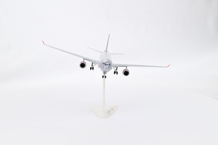 1:200 Aeroflot 330-300 VQ-BEK