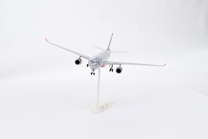 1:200 Aeroflot 330-300 VQ-BEK