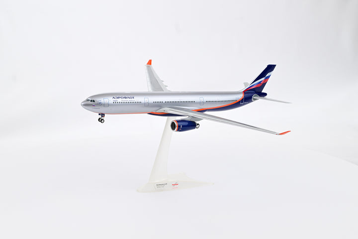 1:200 Aeroflot 330-300 VQ-BEK