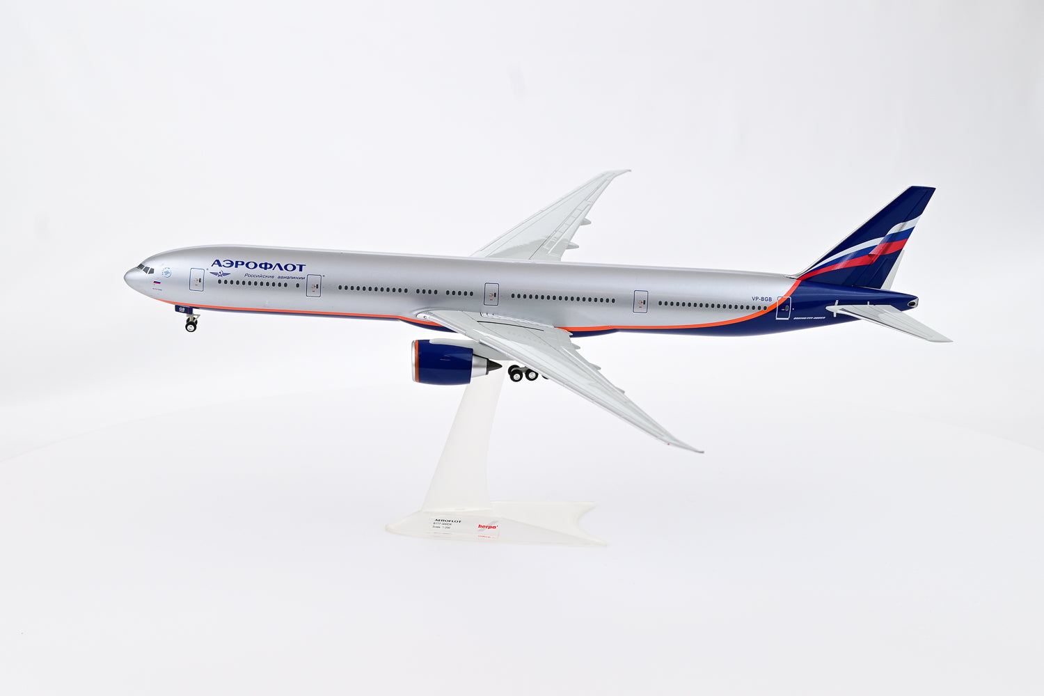Aeroflot Boeing 777-300ER 1:200 model aircraft