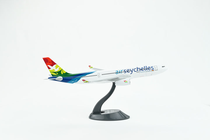 Air Seychelles Airbus A330-200 1:200 scale model aircraft