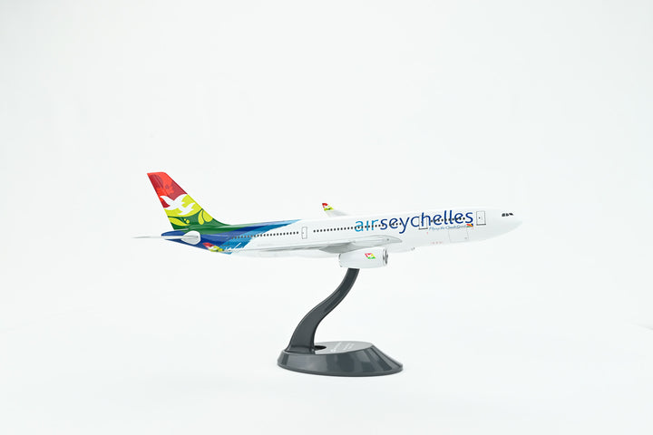 Air Seychelles Airbus A330-200 model aircraft detail