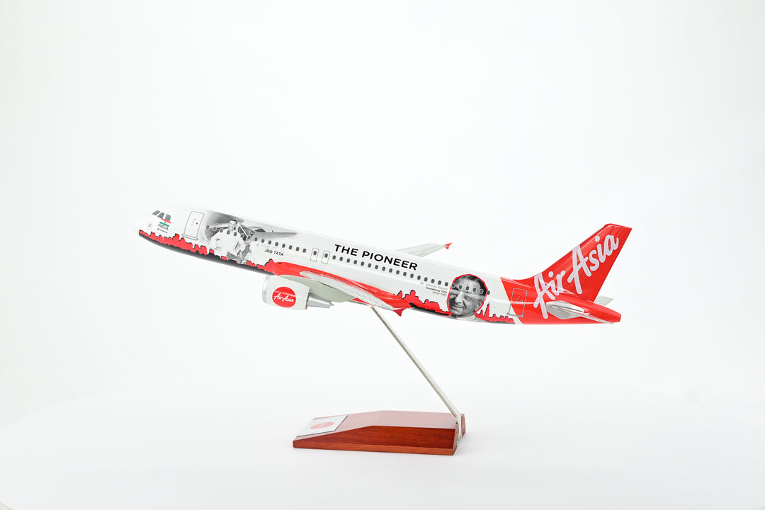AirAsia A320 The Pioneer model aircraft side view