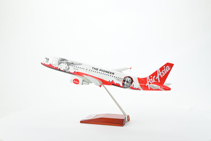 AirAsia Airbus A320 The Pioneer model aircraft detail