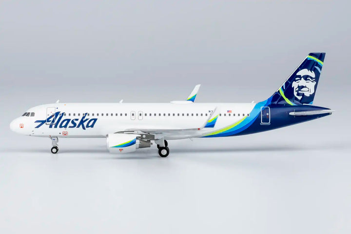 Alaska Airlines Airbus A320-200 1:400 Diecast Model by NG Models N361VA