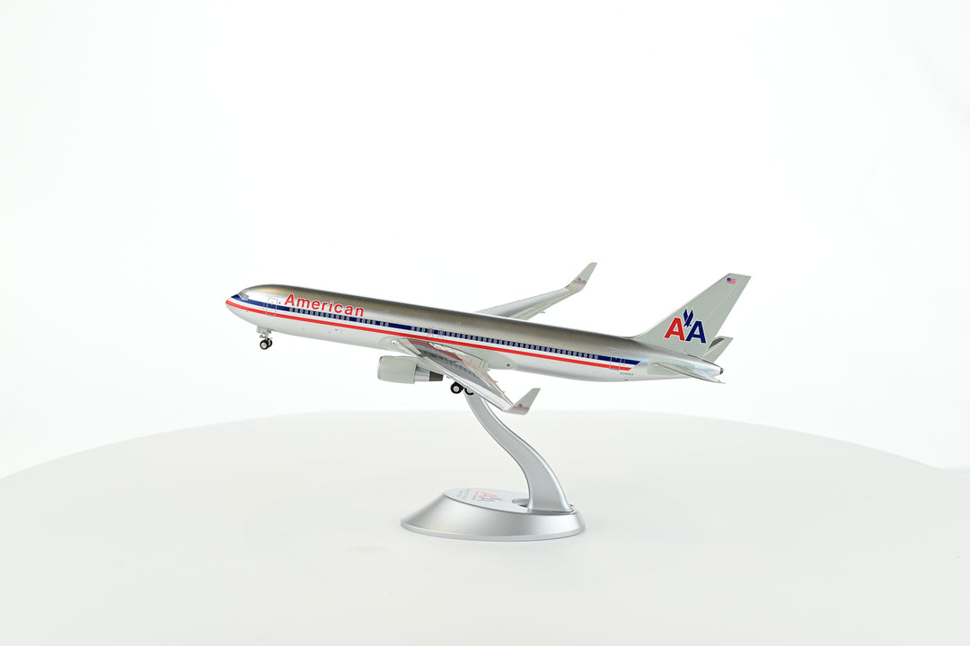 American Airlines Boeing 767-300ER model aircraft side view