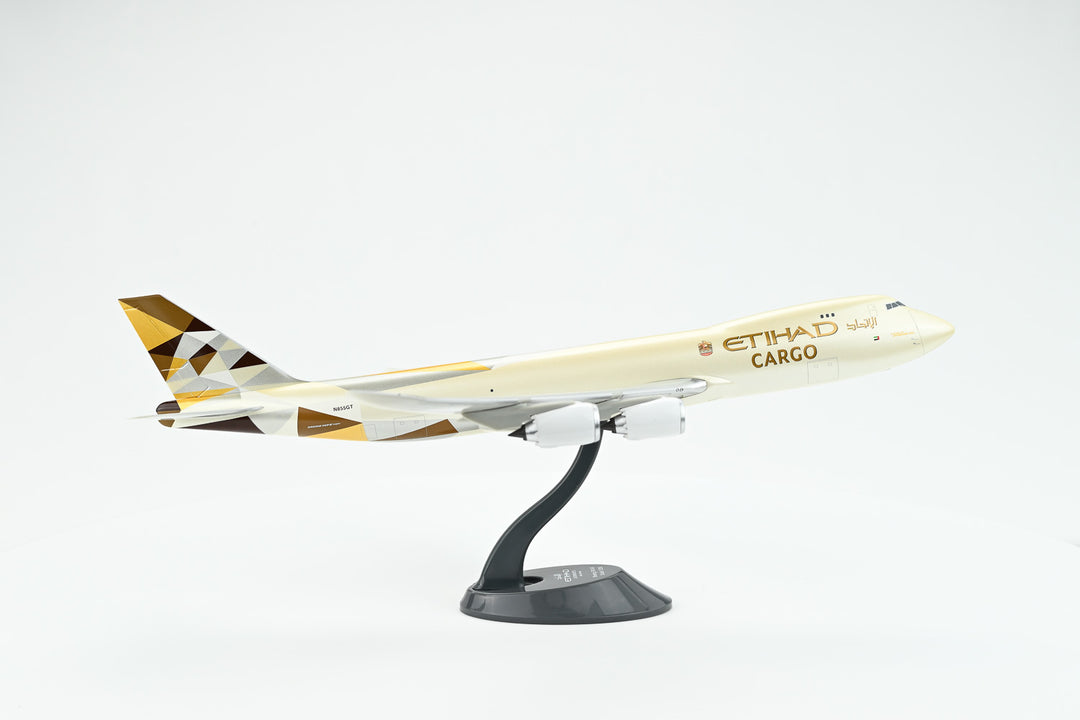 Etihad Airways Boeing 747-8F 1:200 scale model aircraft