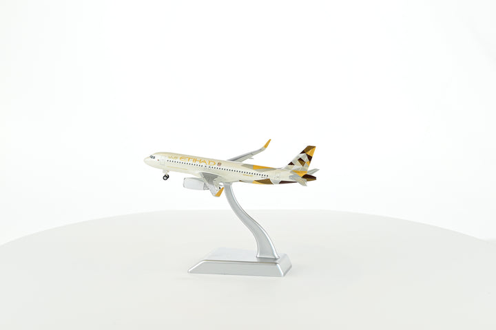 Etihad Airways Airbus A320 model aircraft detail