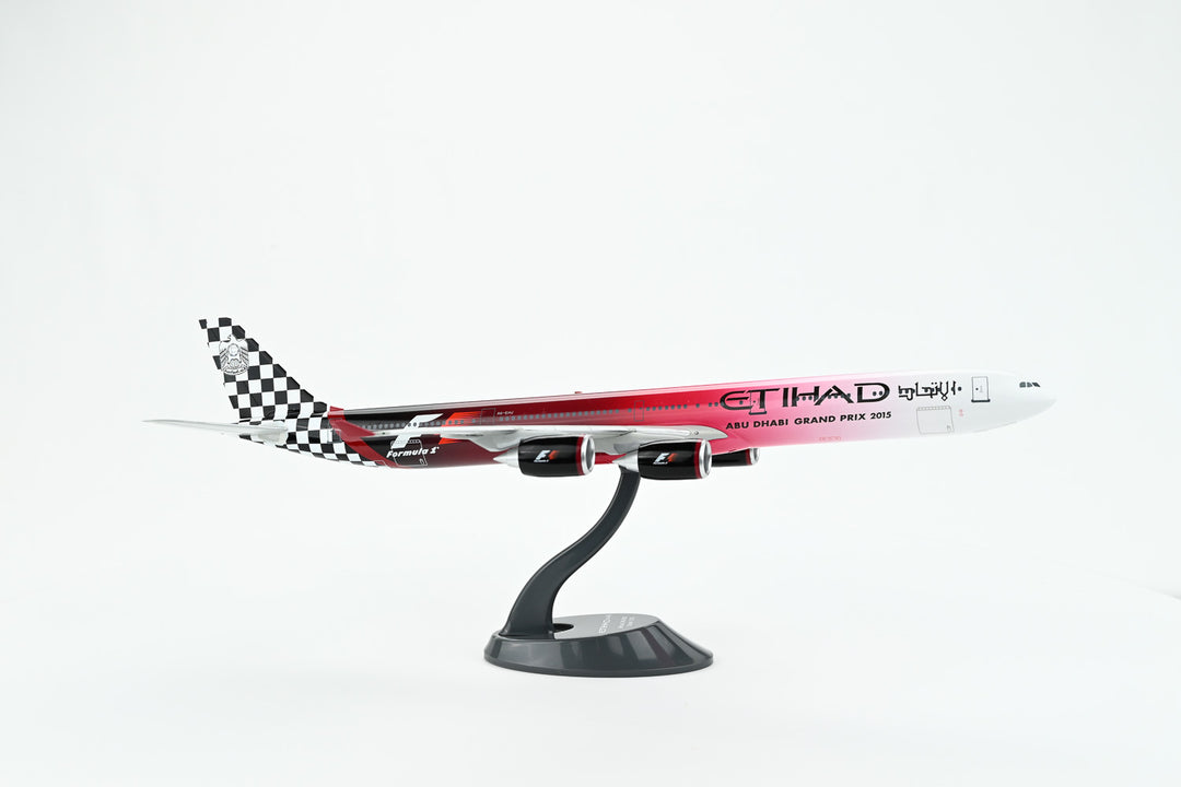 Etihad Airways Airbus A340-600 model aircraft detail F1 2015 livery